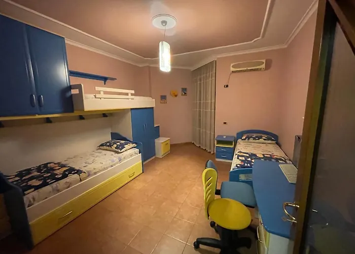 Mak Apartments