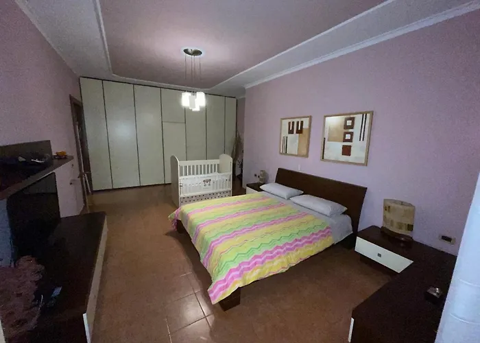 Mak Apartments